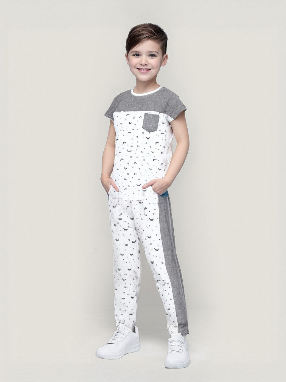 kids White & grey T-shirt & Trouser